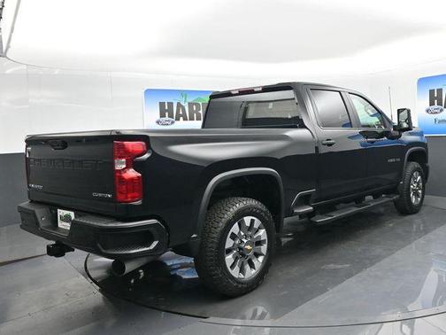 Black 2026 Chevrolet Silverado 2500 Custom