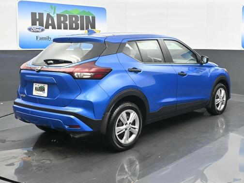 2024 Nissan Kicks S