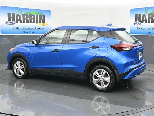 2024 Nissan Kicks S