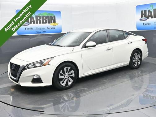 Glacier White 2019 Nissan Altima 2.5 S