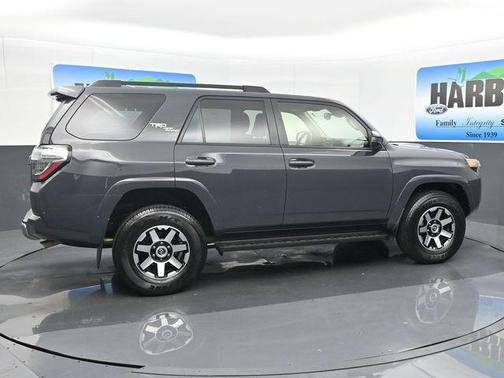 2024 Toyota 4Runner TRD Off Road