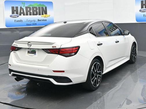 White 2025 Nissan Sentra SR