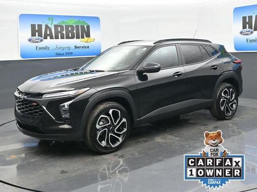 Black Metallic 2025 Chevrolet Trax 2RS