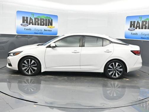Aspen White 2023 Nissan Sentra SV