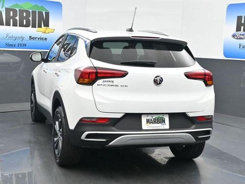 Summit White 2022 Buick Encore GX Select