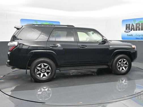 2024 Toyota 4Runner TRD Off Road