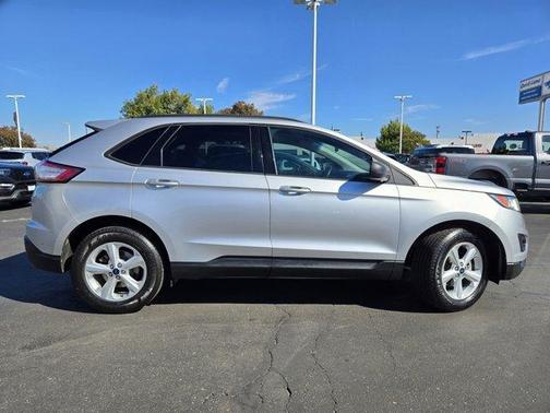 2015 Ford Edge SE
