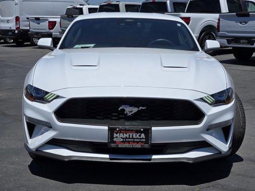 2021 Ford Mustang EcoBoost