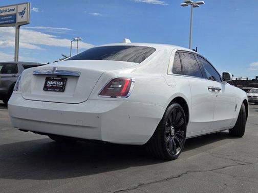 2022 Rolls-Royce Ghost