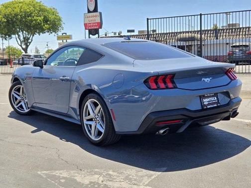2024 Ford Mustang EcoBoost