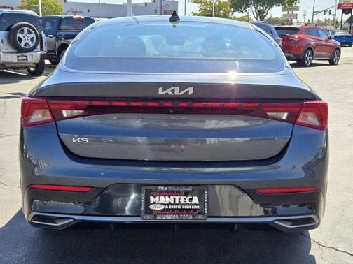 2023 Kia K5 LXS