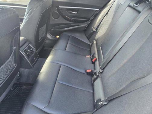 2018 BMW 330e iPerformance