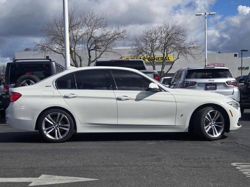 2018 BMW 330e iPerformance