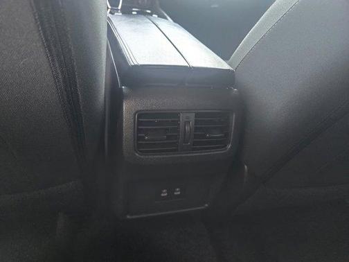 Everest White 2025 Nissan Rogue SV