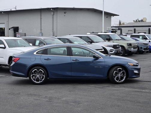 2024 Chevrolet Malibu LT
