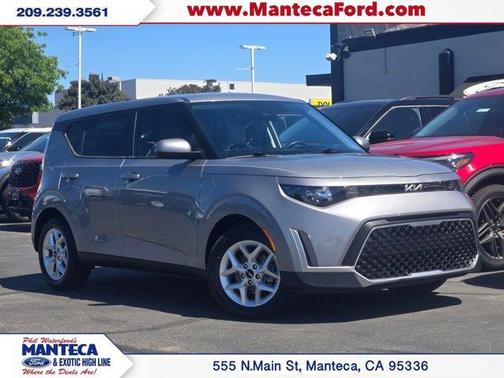 Steel Gray 2023 Kia Soul LX
