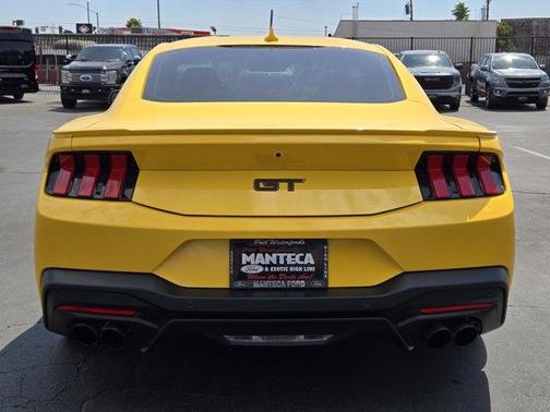 2024 Ford Mustang GT Premium