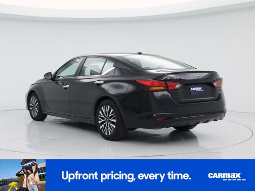 Black 2025 Nissan Altima SV