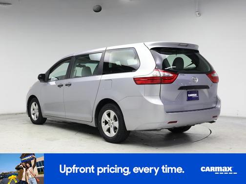 2017 Toyota Sienna L