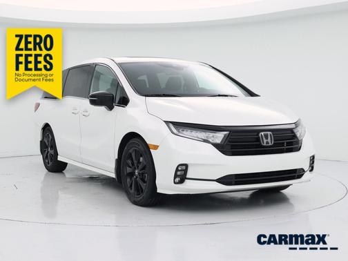 White 2023 Honda Odyssey Sport