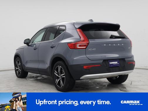 2023 Volvo XC40 B5 Plus Bright Theme