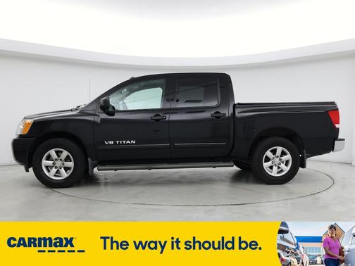 2014 Nissan Titan SV