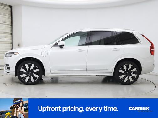 2024 Volvo XC90 Recharge Plug-In Hybrid T8 Plus Bright Theme
