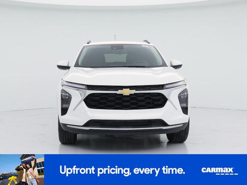 White 2025 Chevrolet Trax LT
