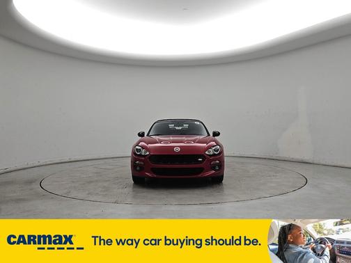 2019 FIAT 124 Spider Urbana Edition
