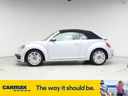 2019 Volkswagen Beetle SE
