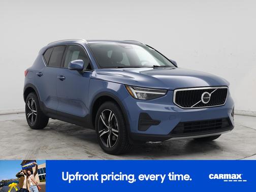 2023 Volvo XC40 B5 Core