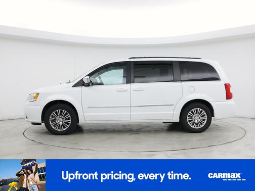 2015 Chrysler Town & Country Touring L