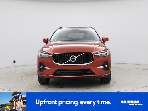 2022 Volvo XC60 B5 Momentum