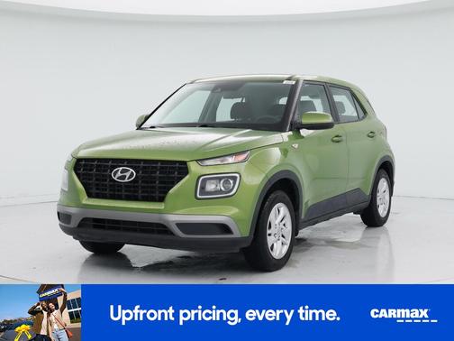 Green 2020 Hyundai VENUE SE