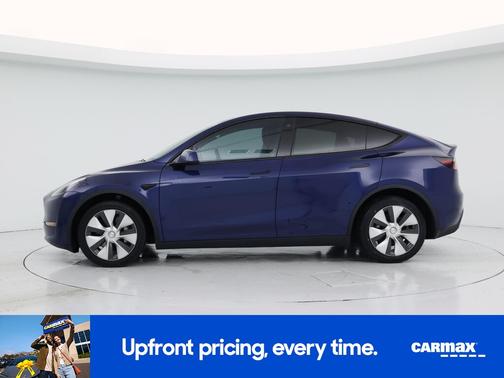 Blue 2023 Tesla Model Y Long Range