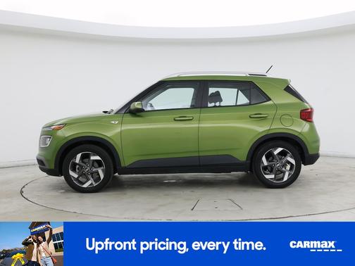 2023 Hyundai VENUE SEL