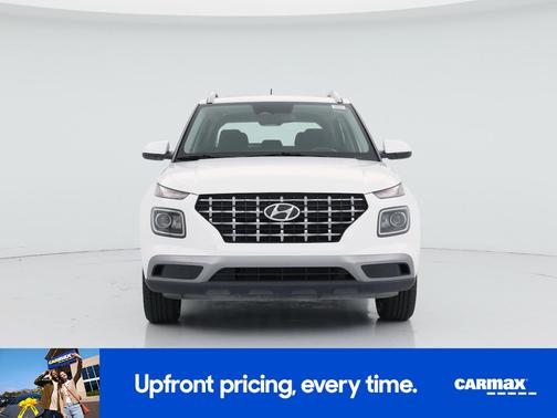 White 2023 Hyundai VENUE SEL