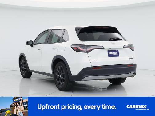 White 2023 Honda HR-V Sport