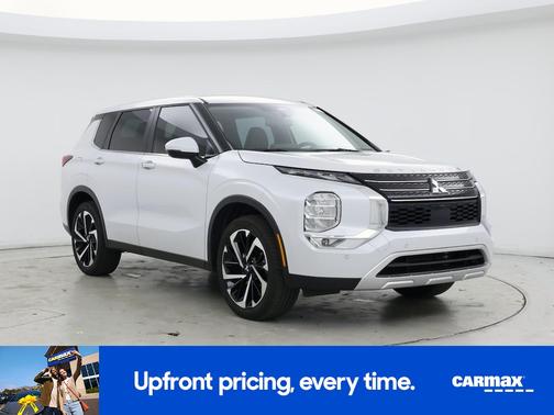 2023 Mitsubishi Outlander SE