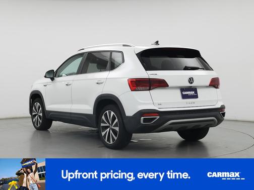 White 2022 Volkswagen Taos SE