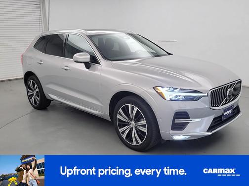 Gray 2023 Volvo XC60 B5 Plus Bright Theme