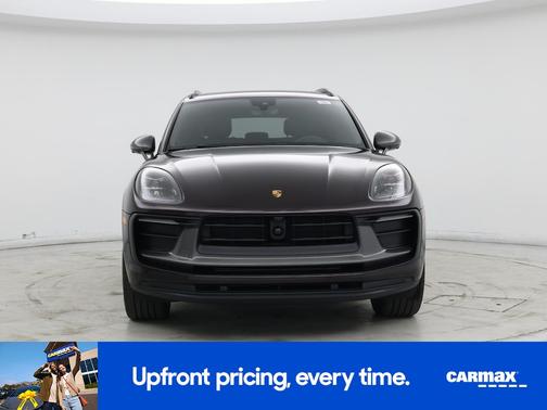 2023 Porsche Macan T