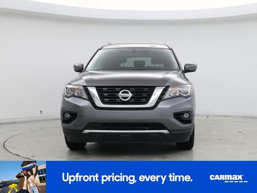 2020 Nissan Pathfinder SV