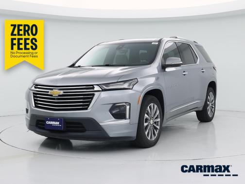 Gray 2023 Chevrolet Traverse Premier