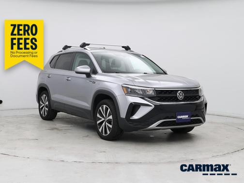 Gray 2022 Volkswagen Taos SE