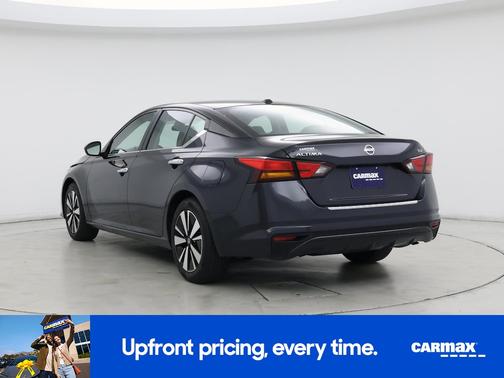 2022 Nissan Altima SV