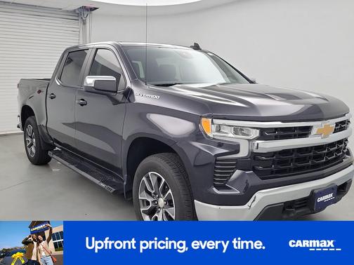 Gray 2022 Chevrolet Silverado 1500 LT