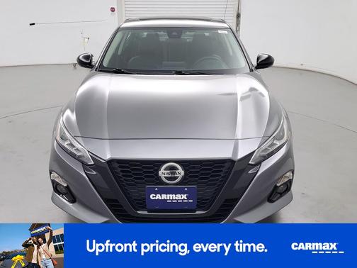 2022 Nissan Altima SR