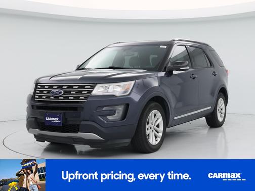 Blue 2017 Ford Explorer XLT