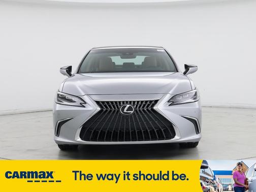 2022 Lexus ES 350 Ultra Luxury